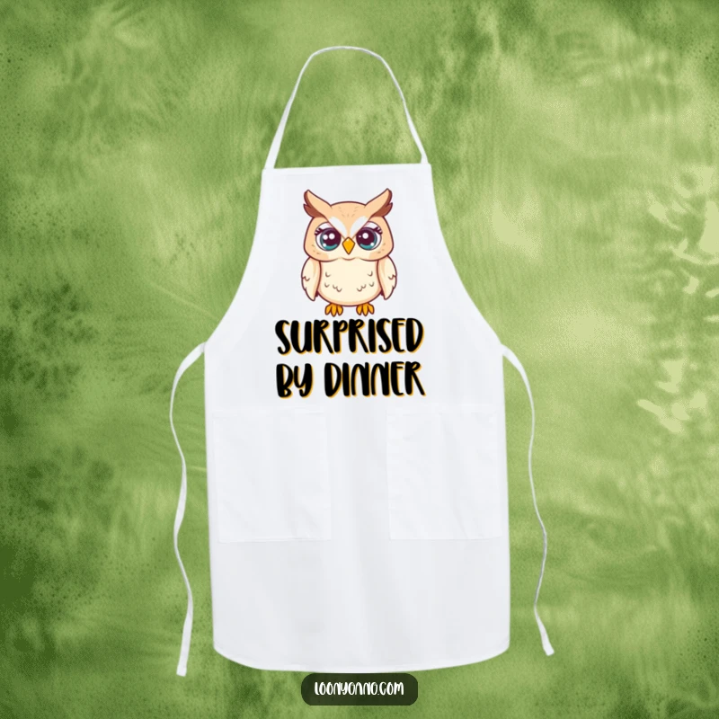 Funny apron for cooks with a startled owl with eyes popping out, kitchen protection and humor, great funny gift.